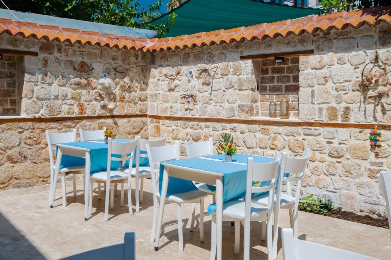 Bed and Breakfast Mel Town à Antalya Extérieur photo